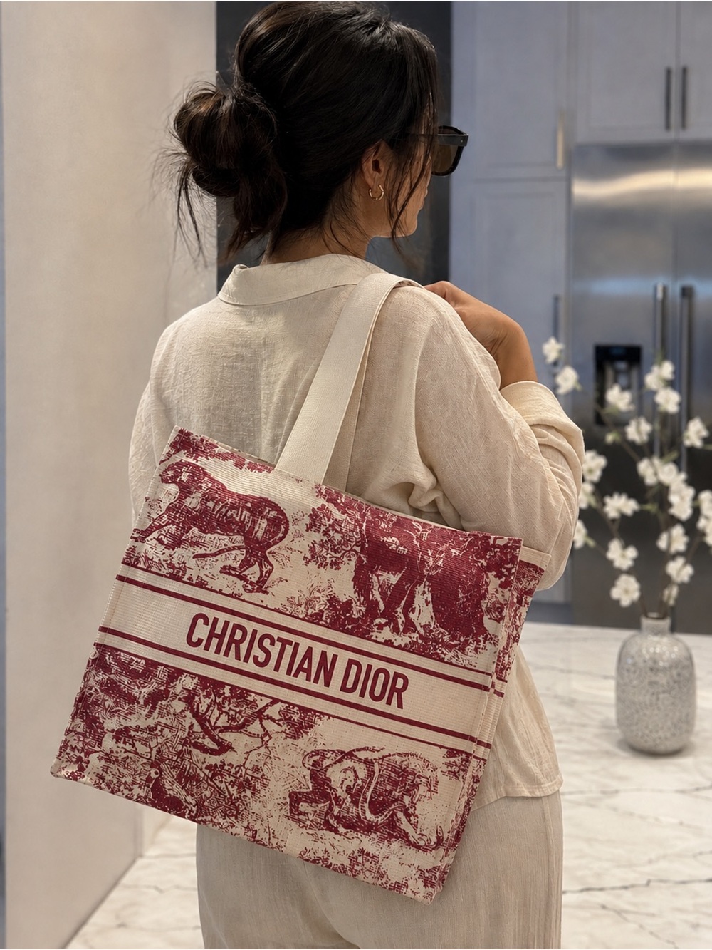 Dior VIP Dioriviera Raffia Tote in
Tan & Red